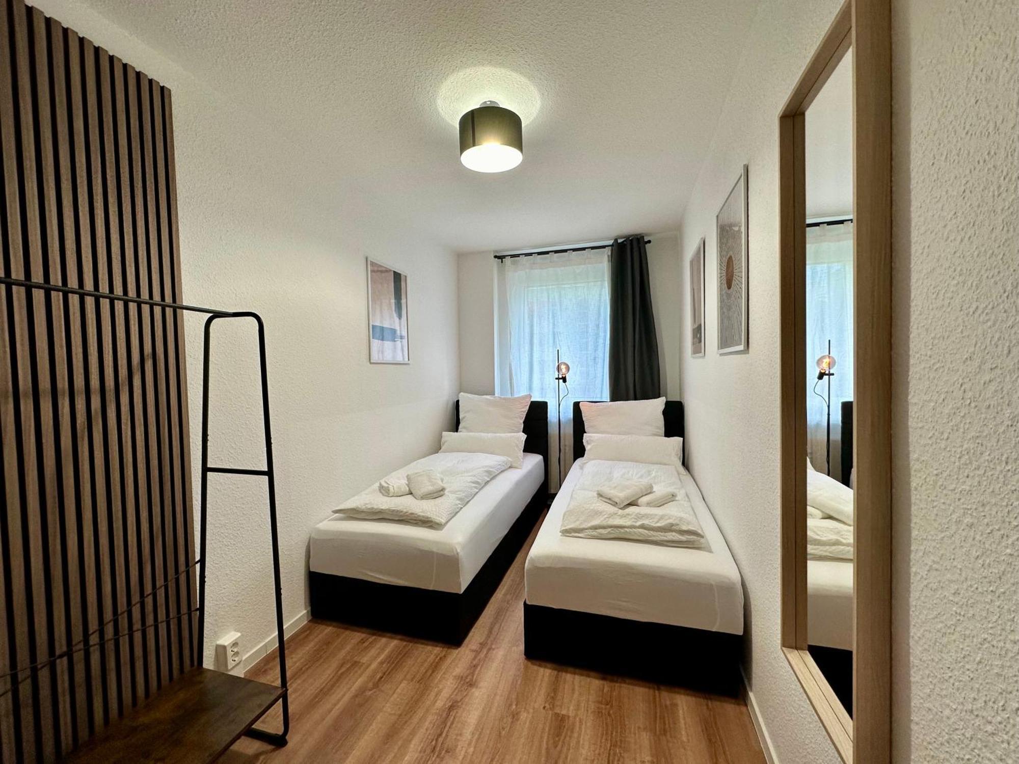 Cozyhome Zwenkauer *