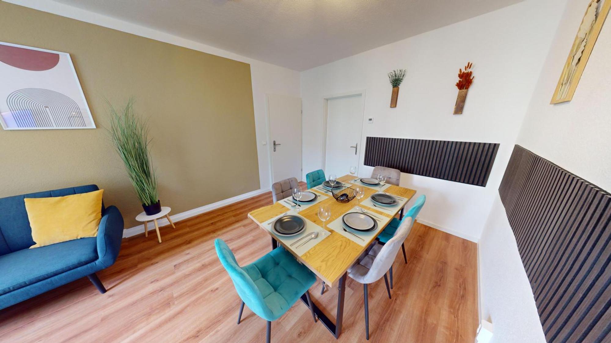 Cozyhome Zwenkauer *